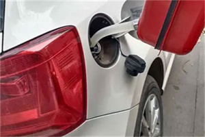 科尔沁区24小时救援车收费标准