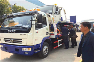 科尔沁区汽车道路救援拖车价格